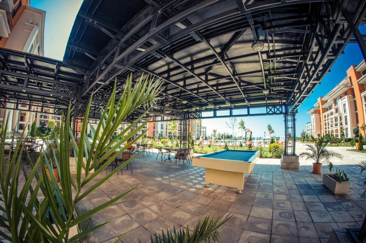 Prestige Fort Beach - Premium Apartments Свети-Влас Экстерьер фото