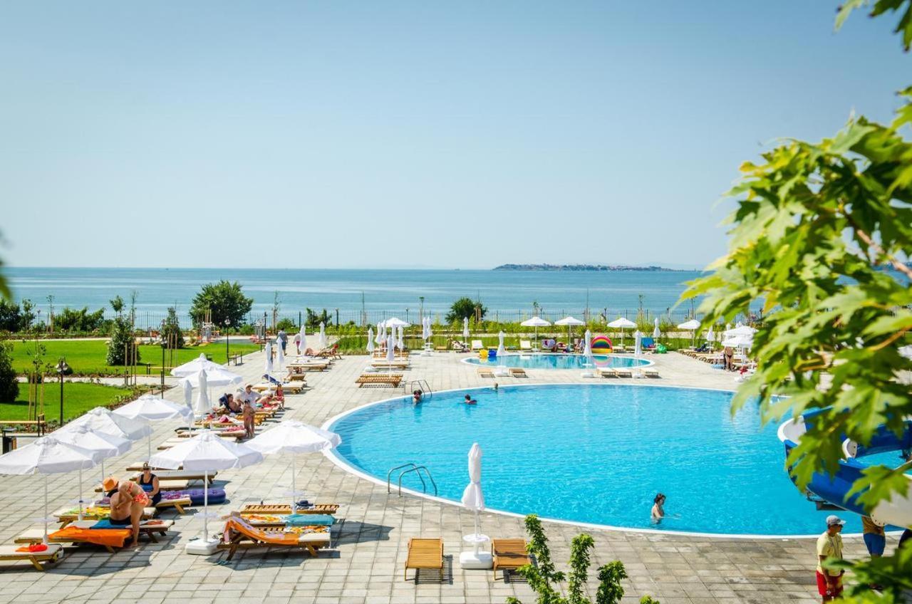 Prestige Fort Beach - Premium Apartments Свети-Влас Экстерьер фото